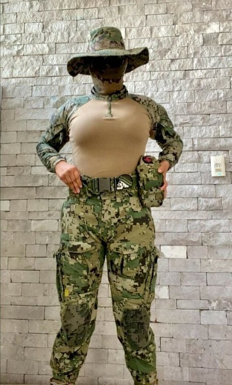 zam pe star du porno de haute qualité image