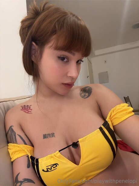 Playwithpenelopi jolie actrice img