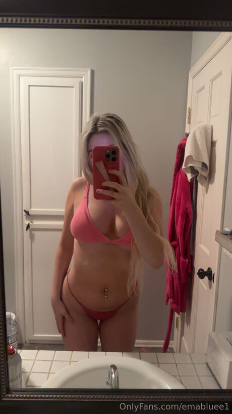 Emabluee1 actrice pornographique galerie