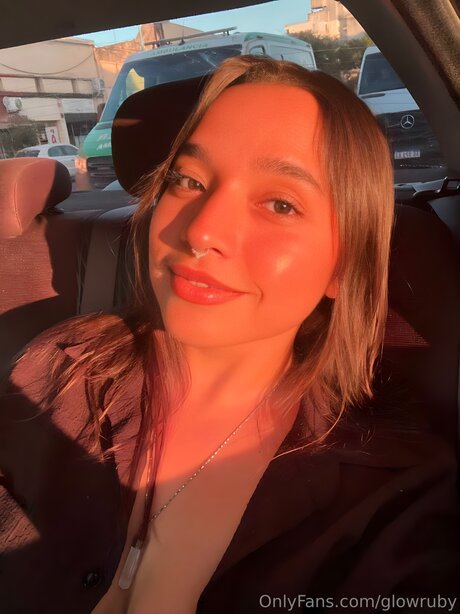 Glowruby belle star du porno des photos
