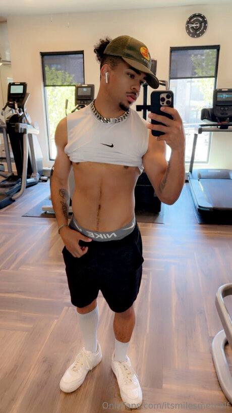 Itsmilesmetcalf mannequin galerie