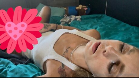 Lets Get Naughtyy actrice exclusive image