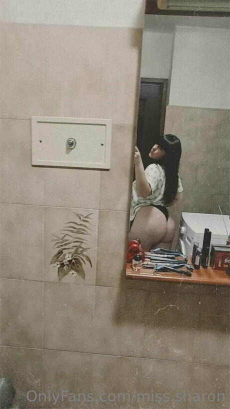 Miss Sharon actrice libre img