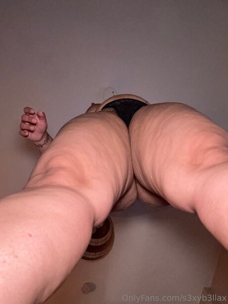 S3xyb3llax modèle pornographique images