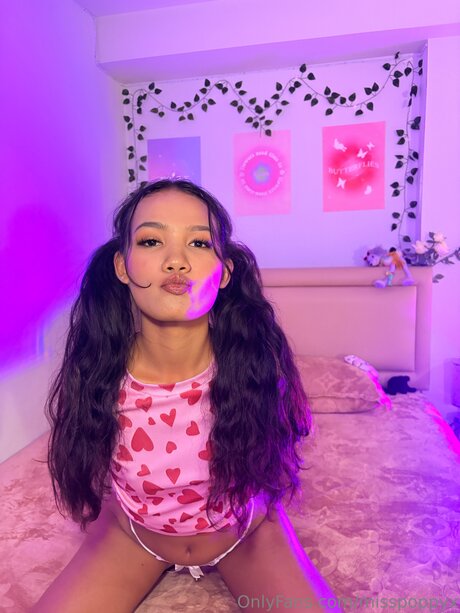 Misspoppyx art de star du porno des photos