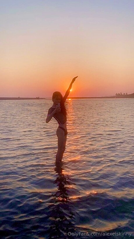 Alexeiskinny star du porno nue archive