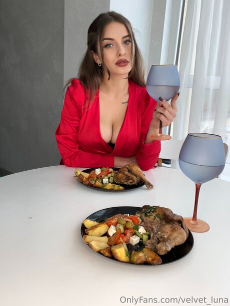 Velvet Luna étoile de l'art photo