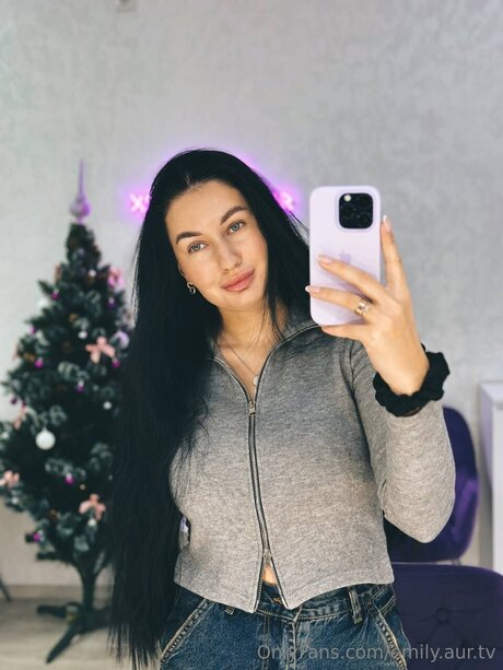 Emily Aur modèle de sexe galeries