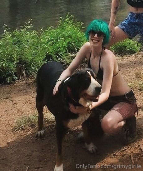 Grimygirlie actrice artistique photos