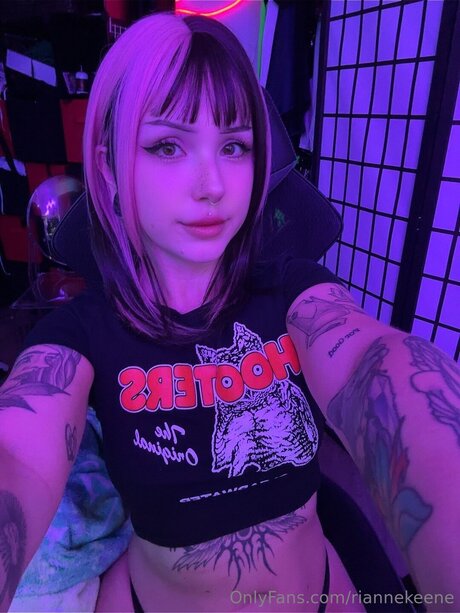 Riannekeene actrice de sexe photos