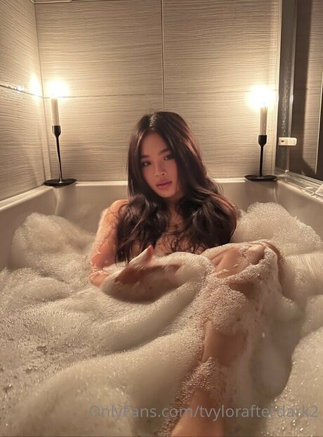 Nhiafterdark2 meilleure étoile archive