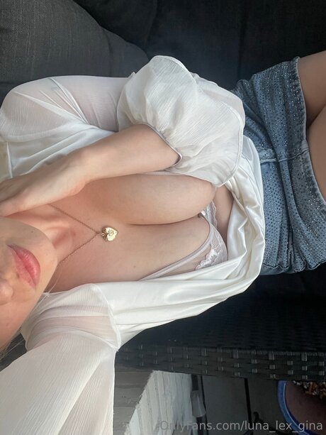 Luna Lex Gina mannequin photos