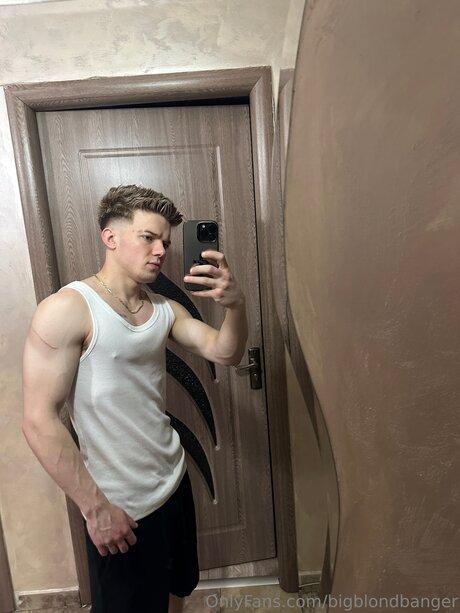 Bigblondbanger étoile parfaite galerie