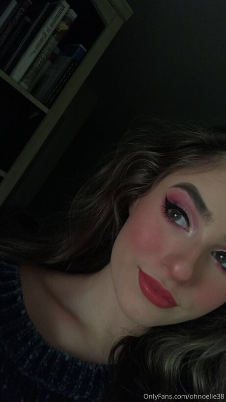 Ohnoelle38 modèle artistique image