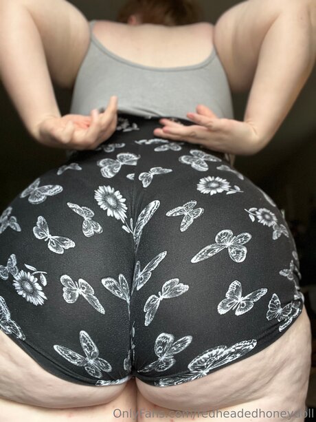 blonde aux gros seins onlyfans la plus belle collection