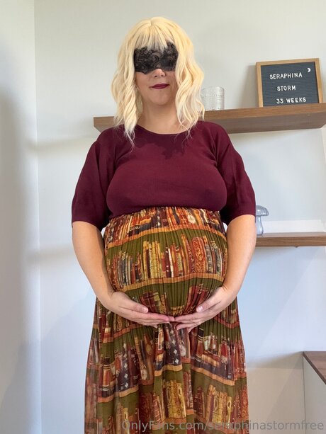 Seraphinastormfree modèle érotique des photos