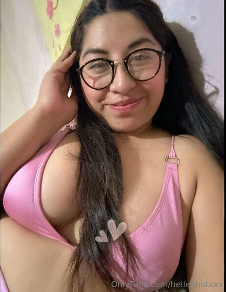 pom-pom girl nue onlyfans gratuit meilleur collection