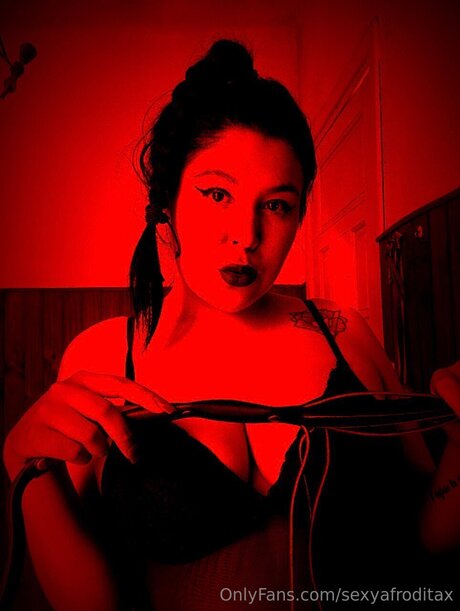 Sexyafroditax nus star du porno photo