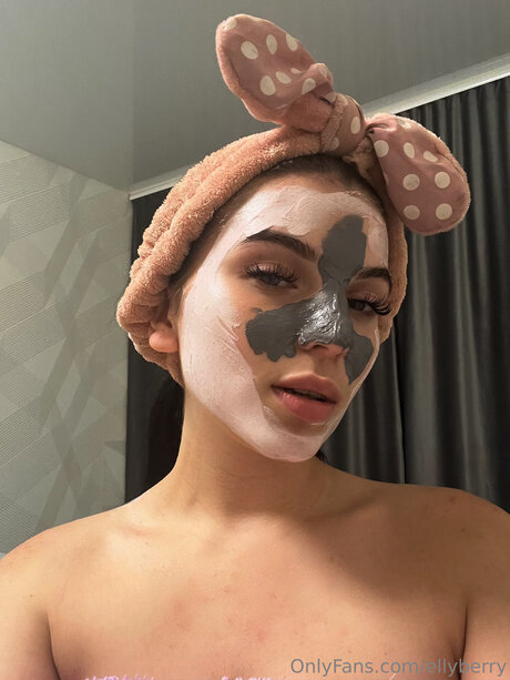 bikini ado onlyfans plutôt sexy archive