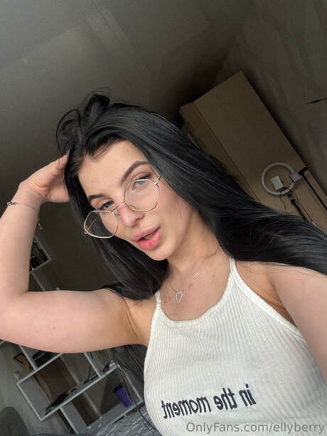 Ellyberry étoile sexy image