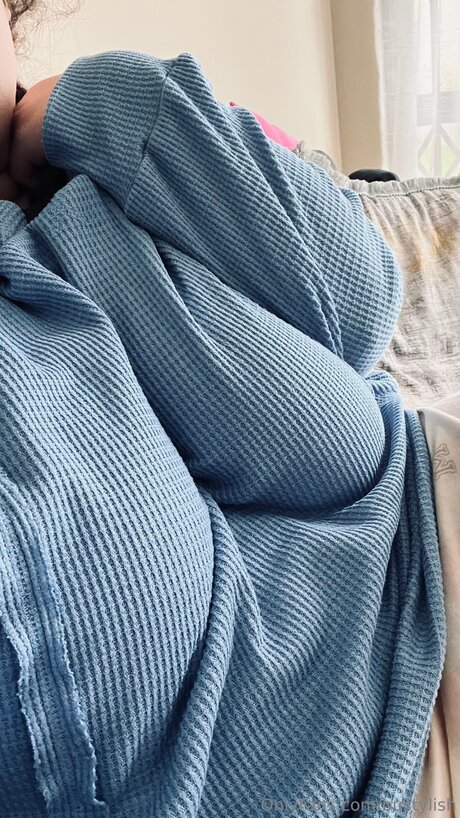 Aliceqii actrice de sexe photos