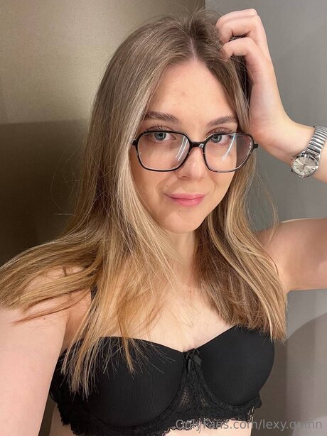 Baby Elisa meilleure star du porno des photos