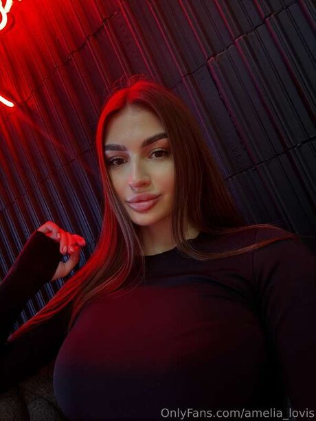 Amelia Lovis top star des photos