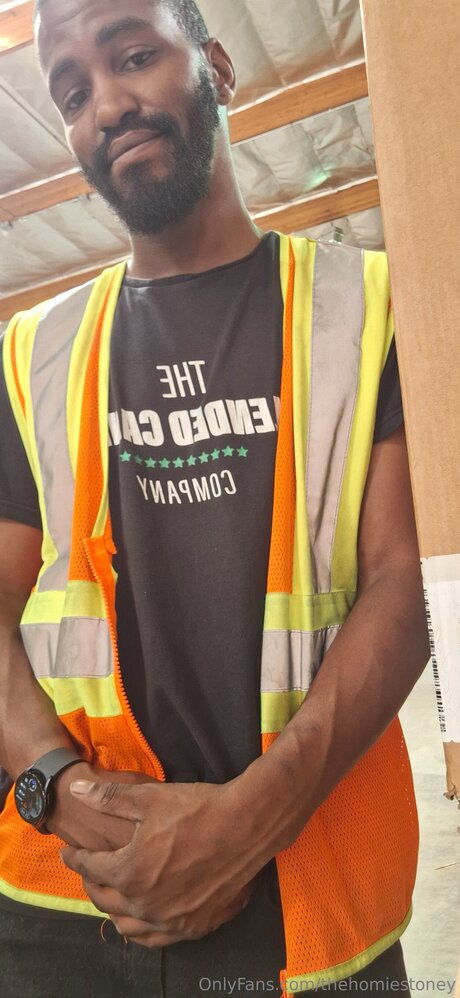 Thehomiestoney modèle des photos