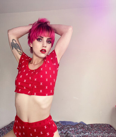 Thequeenastropublic belle actrice img