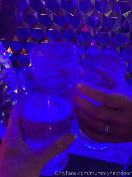 Mummynextdoor modèle gratuit photos