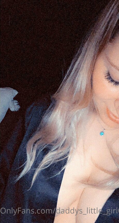 Daddys Little Girl0 actrice érotique collection