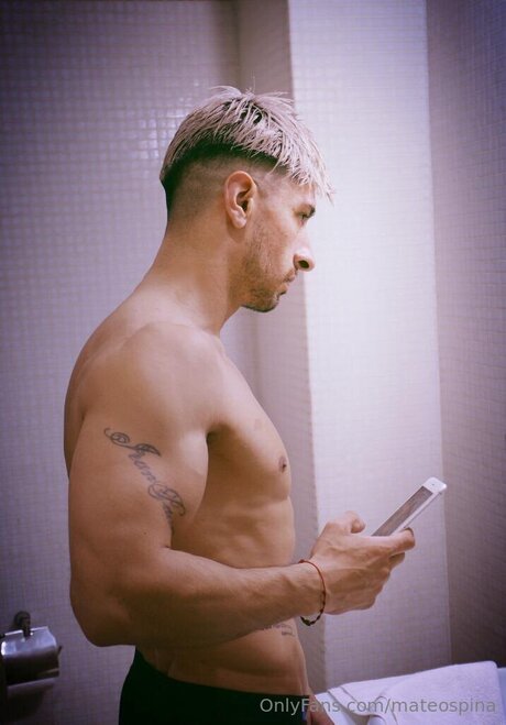 Mateospina étoile chaude archive