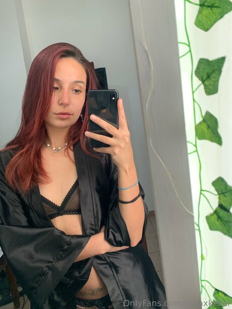 Domme Juliet étoile exclusive des photos