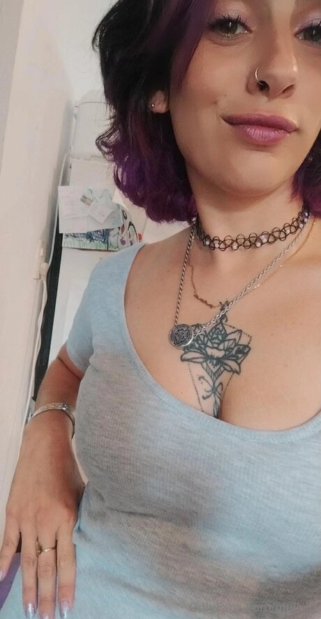 Giuli Jb star du porno sexy des photos