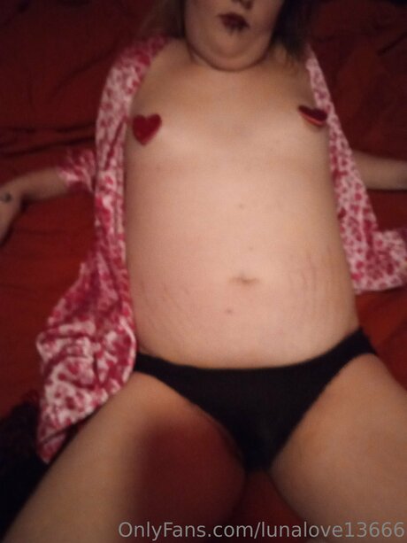 Lunalove13666 étoile érotique photo
