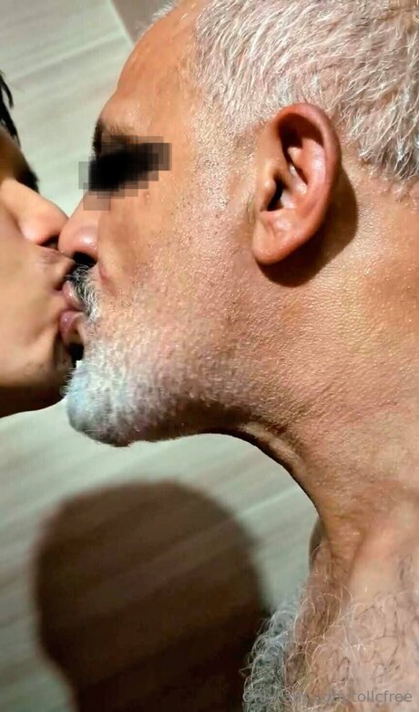 Tollcfree star du porno parfaite img