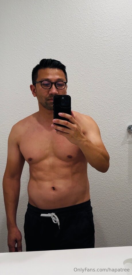 grandes aréoles onlyfans bel adulte photo