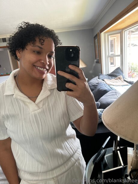 Blankslatee nus star du porno img