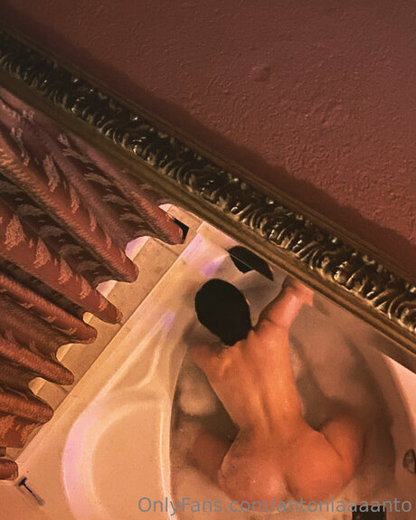 Antoniaaaanto actrice hd photos