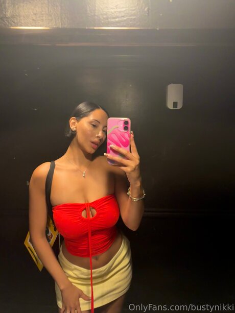 Bustynikki étoile hd photo