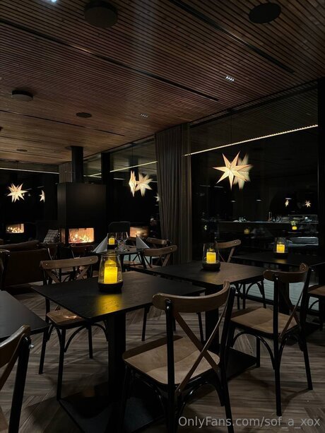 Mary Model modèle gratuit archive