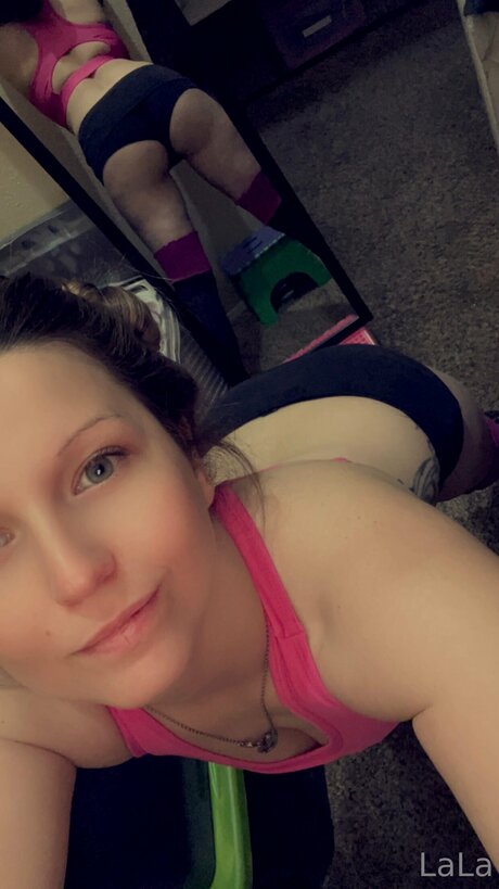 Goldengurl999 actrice libre archive