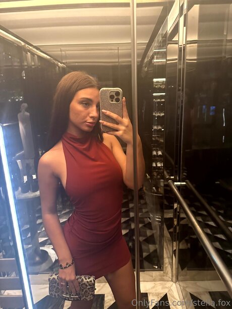 Yaslin Fox star du porno chaud img