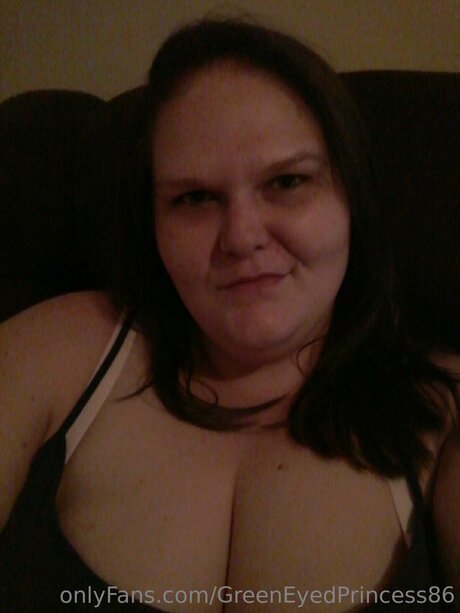 Greeneyedprincess86 étoile xxx galeries