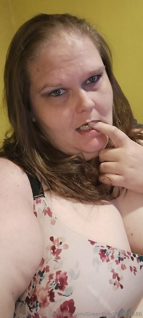 Greeneyedprincess86 modèle gratuit images