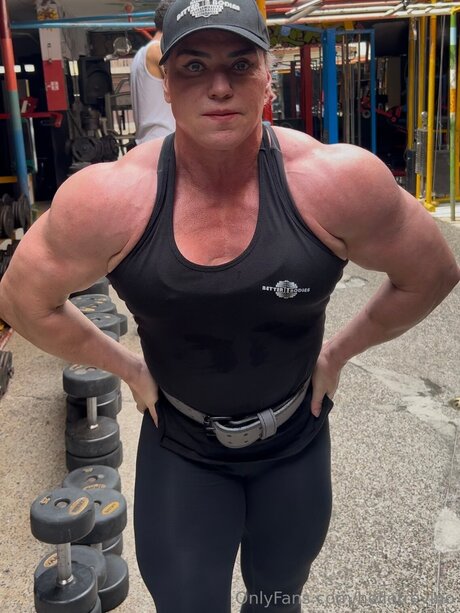 Helletrevino haut de star du porno photos