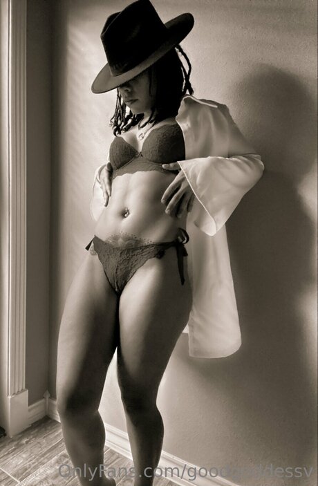 Rightwhereuwantme modèle magnifique img