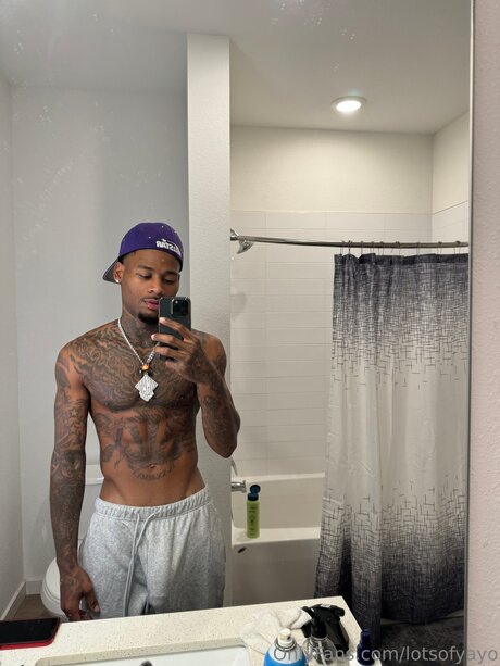 Lotsofyayo sexe star du porno des photos