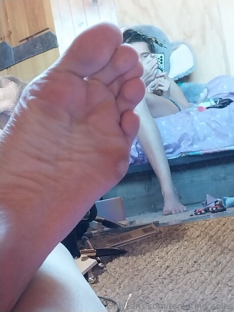 Tempting Soles belle actrice des photos