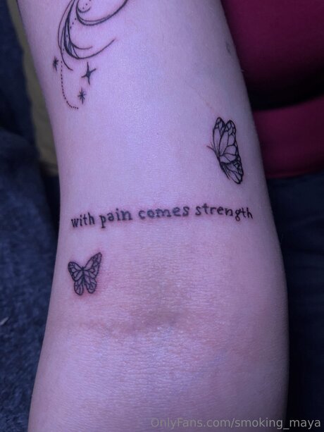 Smoking Maya star du porno hd photo